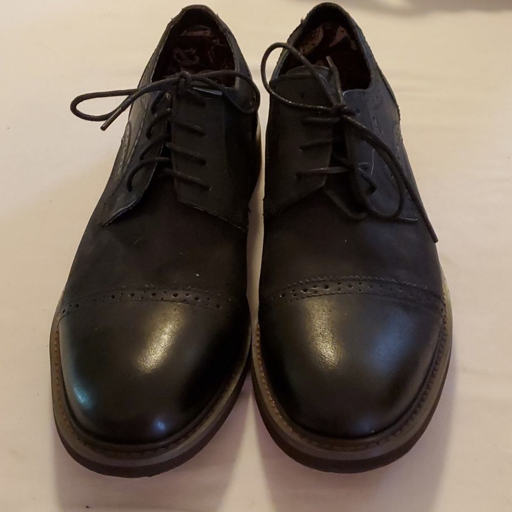 J75 by Jump leather cap toe lace up oxford 9.5